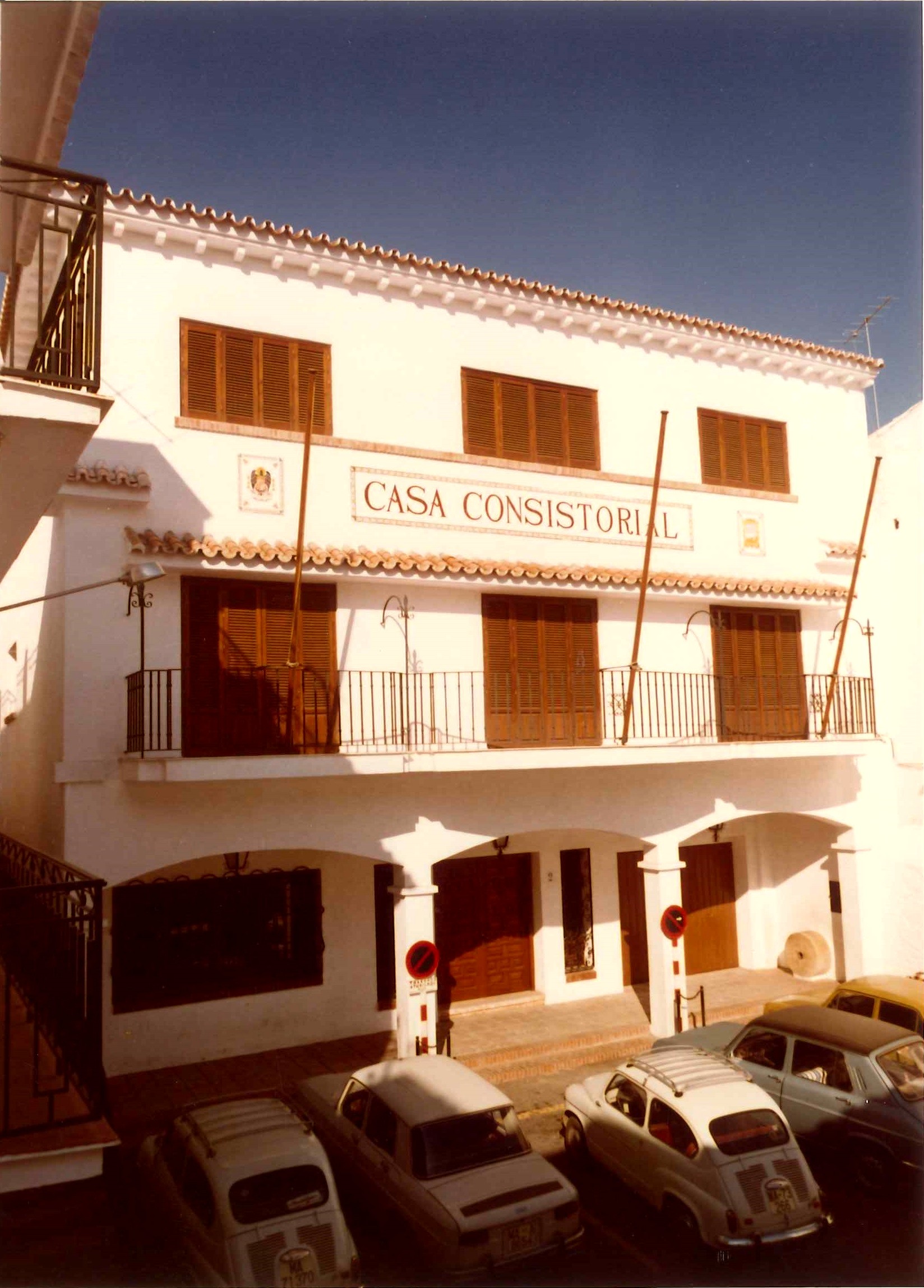 Fachada del Ayuntamiento en 1974